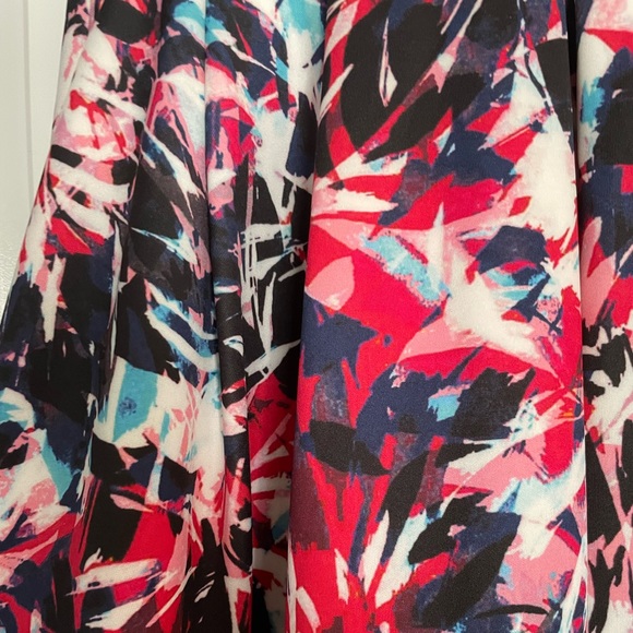 Parker Graphic Pattern Skirt - Picture 2 of 6